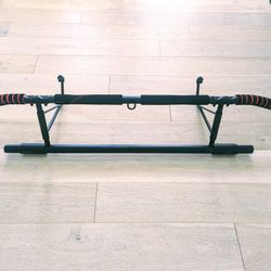 Doorway Pullup Bar With Ergonomic Grip