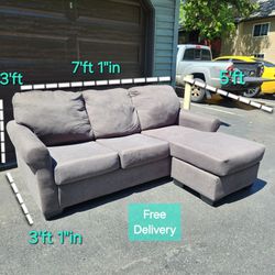 Free Delivery | Gray Ashley Furniture 3 Seat Sectional Sofa/ Couch  With Reversible Chaise 