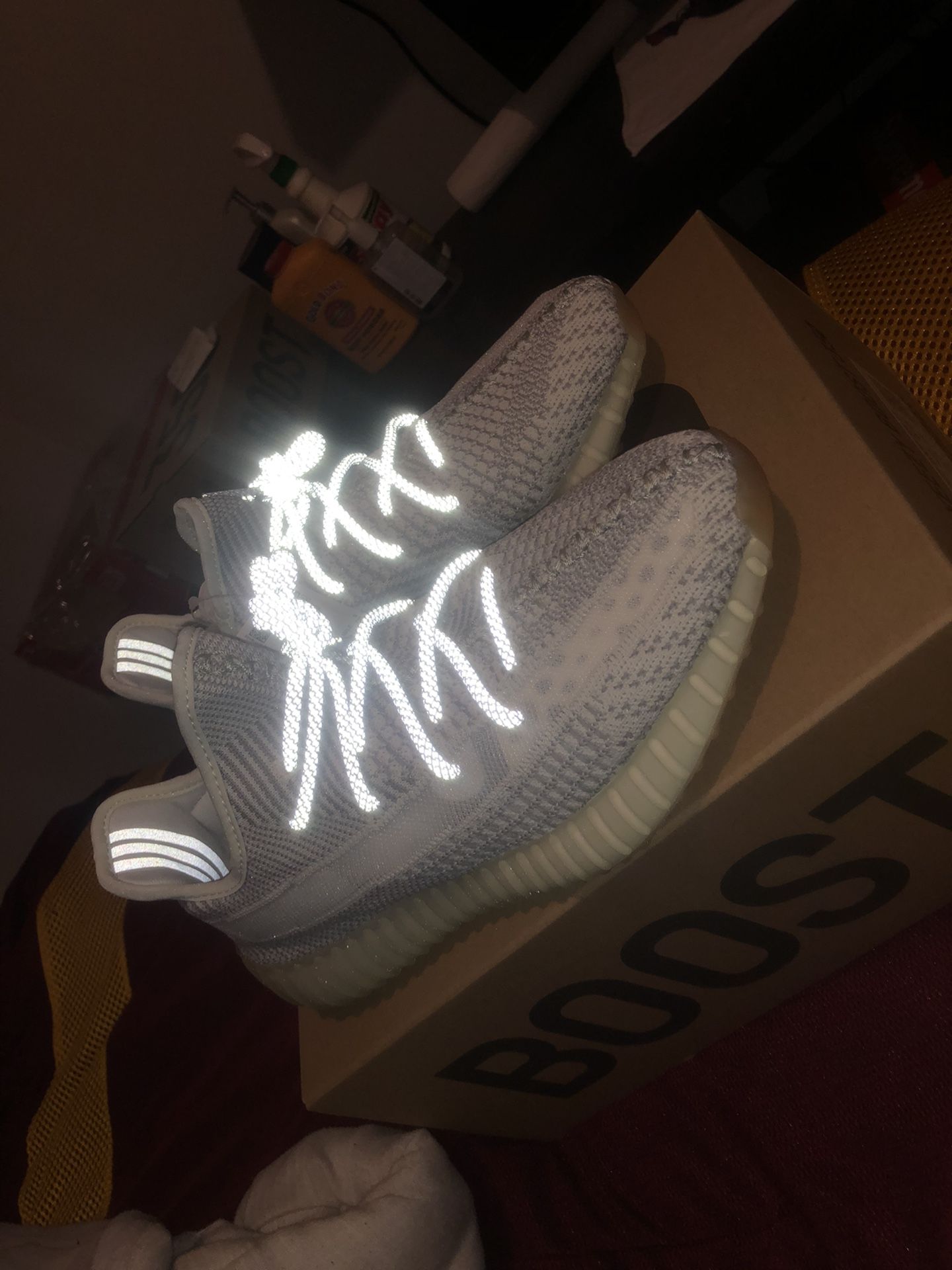 Yezzy 350 Yeshaya