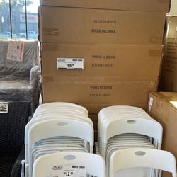 Pack Of 10 White Plastic Foldable Chairs (10 In A Box)