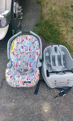 Comes with matching stroller