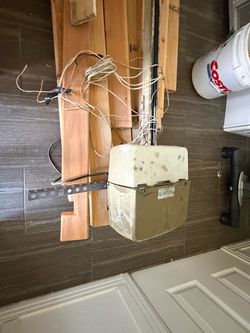 Garage door opener