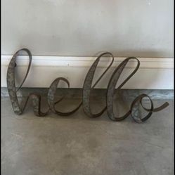 “Hello” Wall decor 
