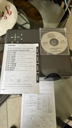 Toshiba front & rear screen projector