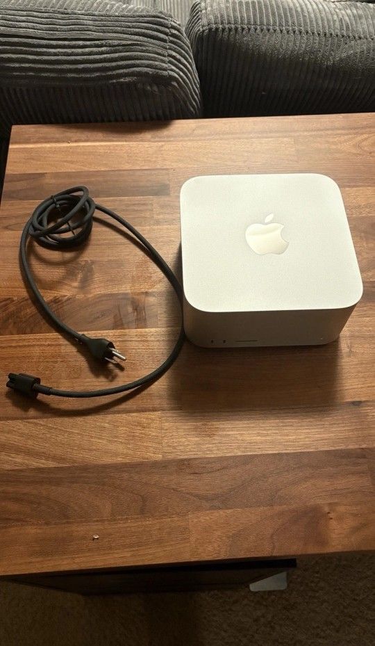 Apple Mac Studio M1 Max 10-Core CPU 32GB RAM 512GB SSD 24-Core GPU