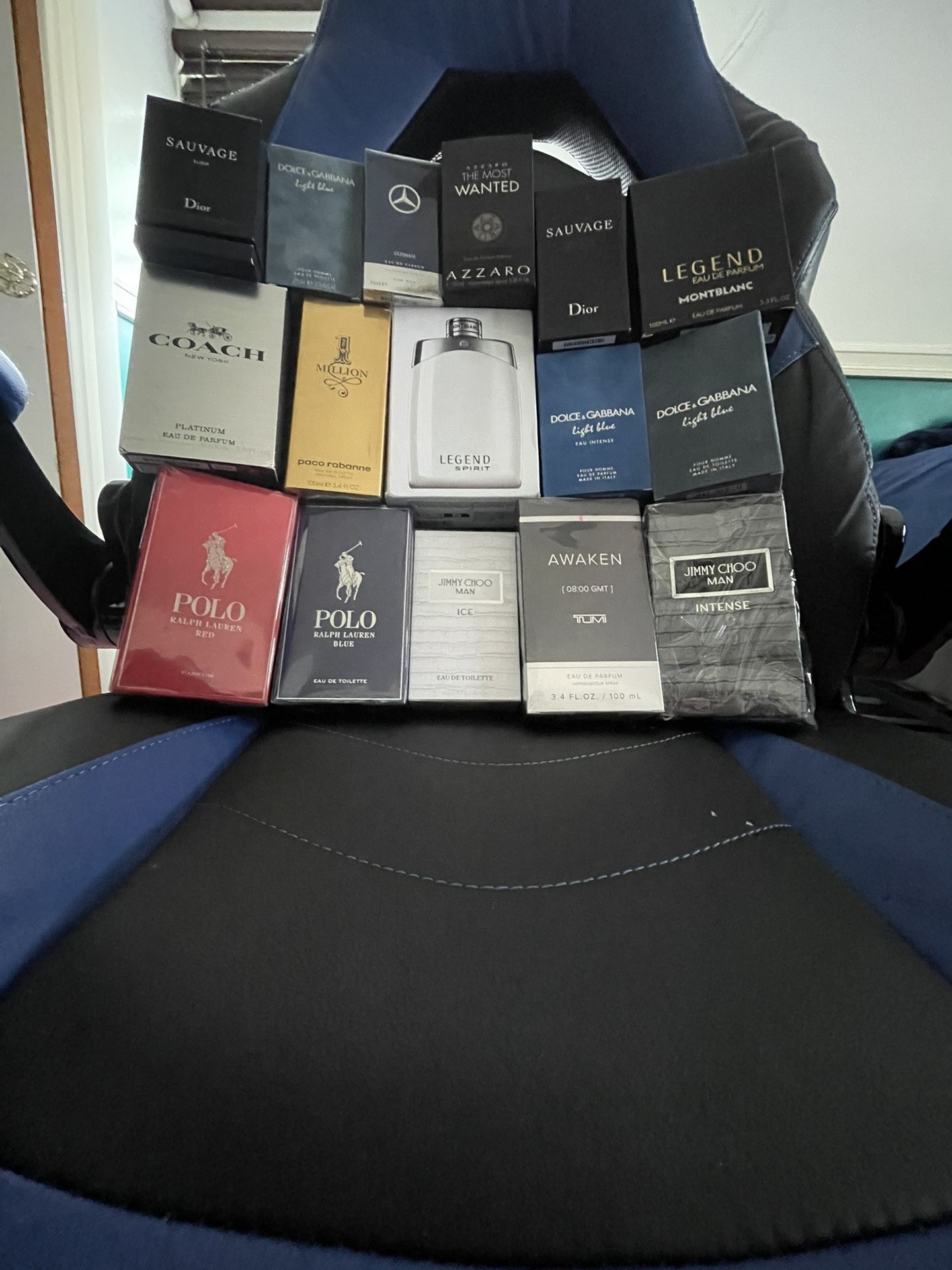 COLOGNES