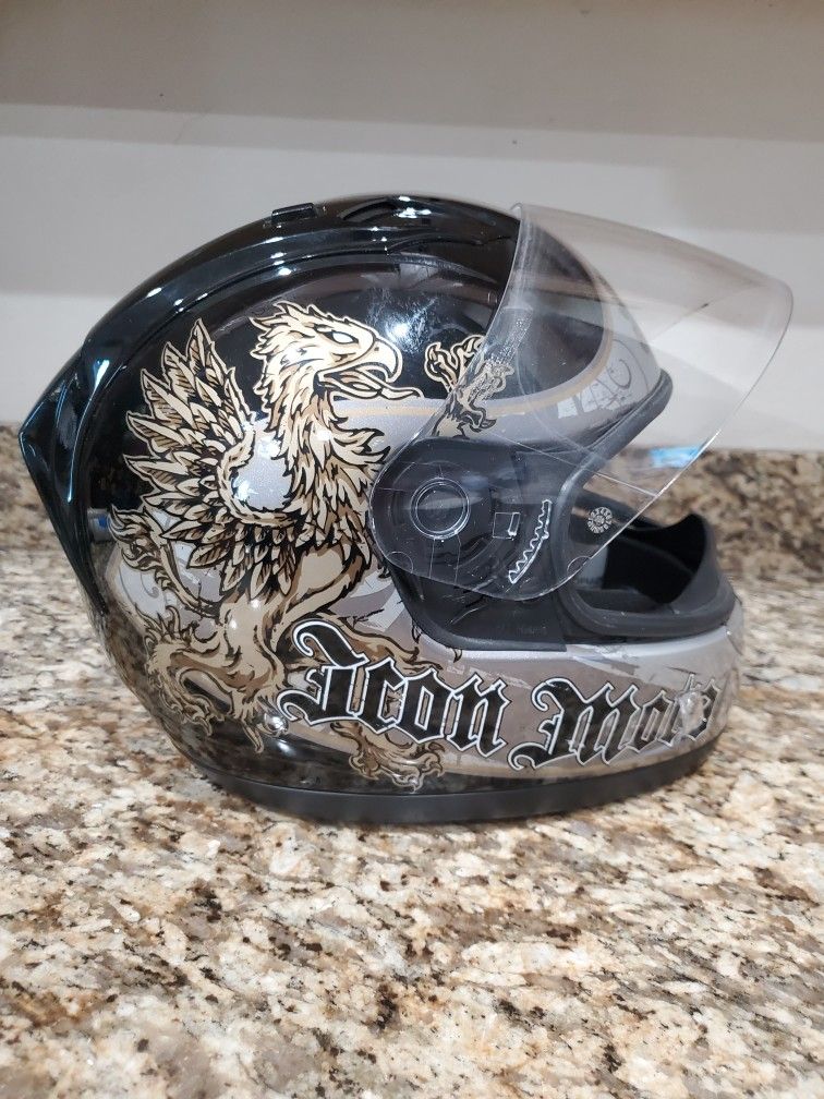 Iron Moto Motorcycle Helmet Large 60cm