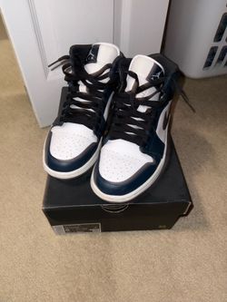 Jordan 1 Mids