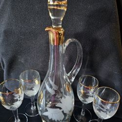 Antique. Glass Decanter With Golden Leaves With Topper & 4 Matching Wine Glasses