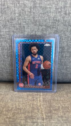 🔥🏀 25’-26’ Topps Chrome Cade Cunningham Blue xfractor insert #88🏀🔥
