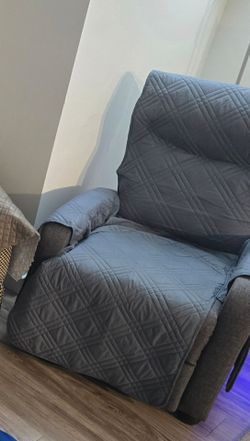 Recliner chair