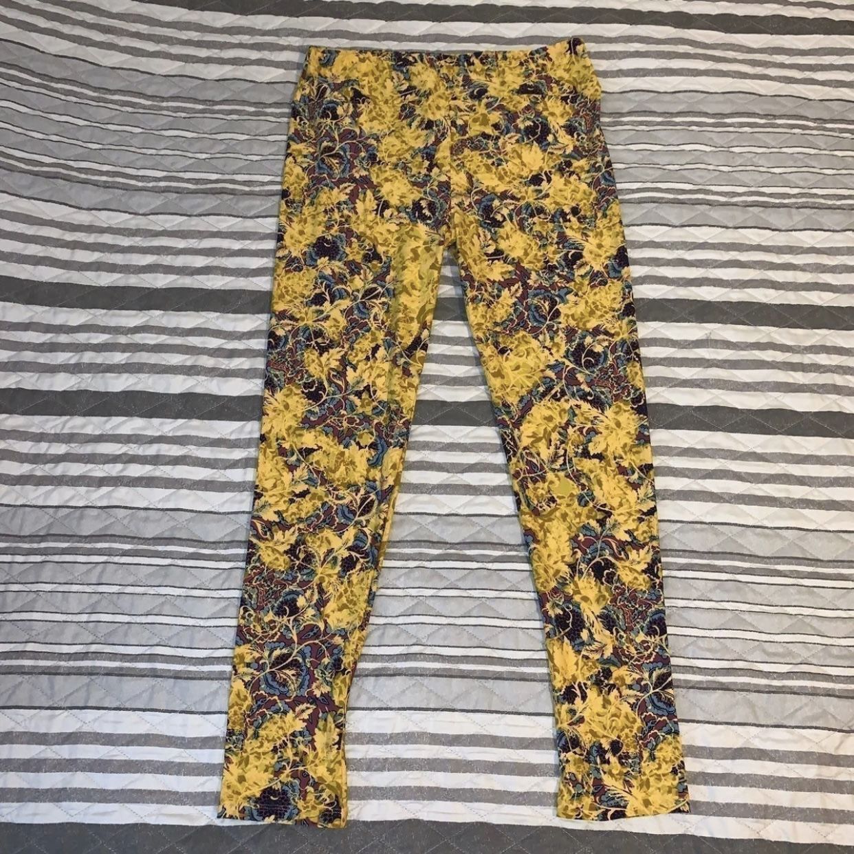 LuLaRoe Yellow Floral Tall and Curvy Leggings