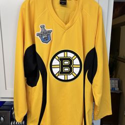 Boston Bruins Hockey Jersey Size 2XL