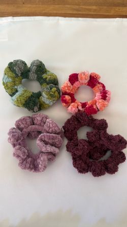 Crochet Hair Scrunchie