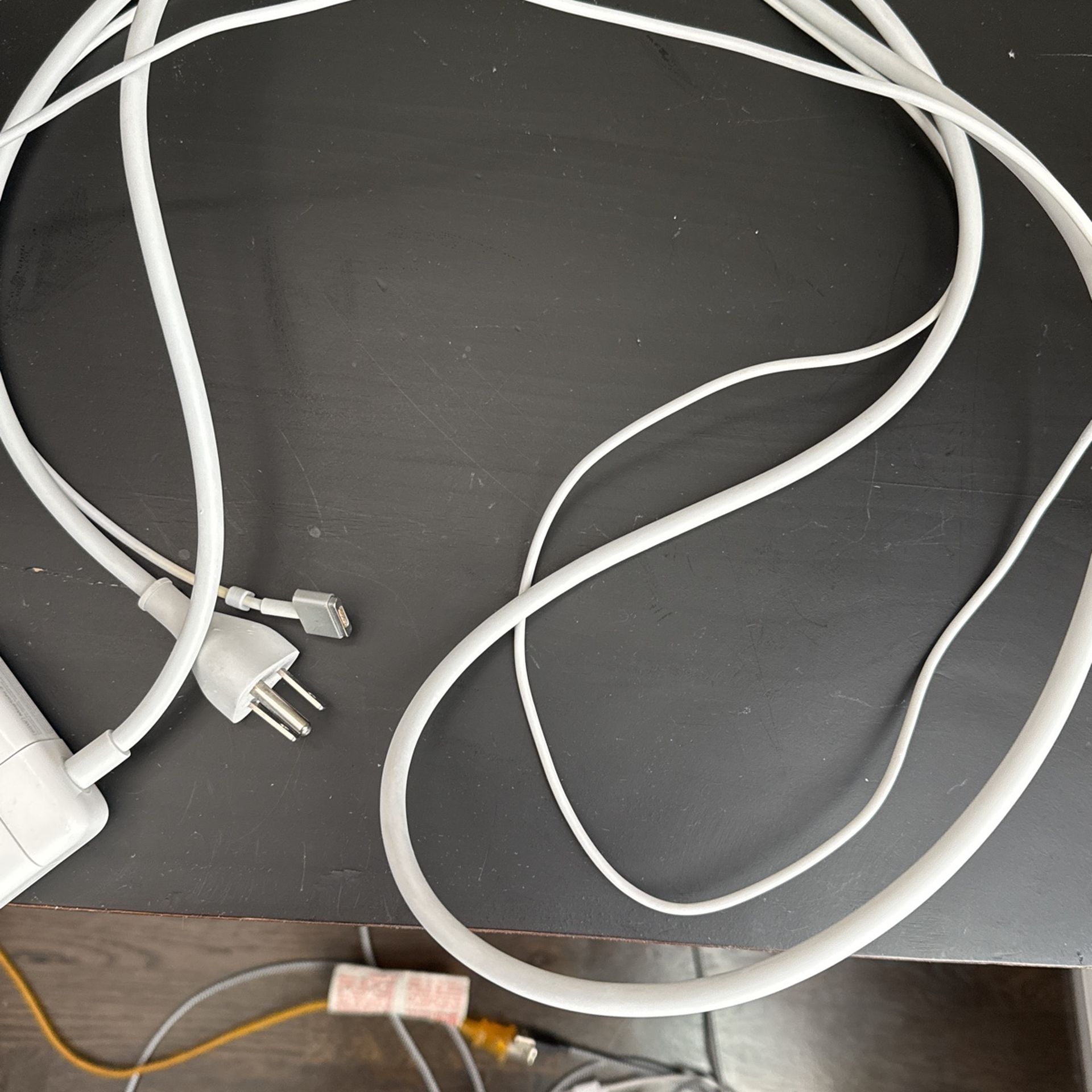 MacBook Charger (MagSafe 2)