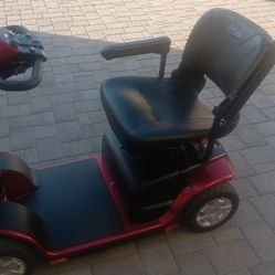 Victory 10 Scooter It's Extremely Good Condition 