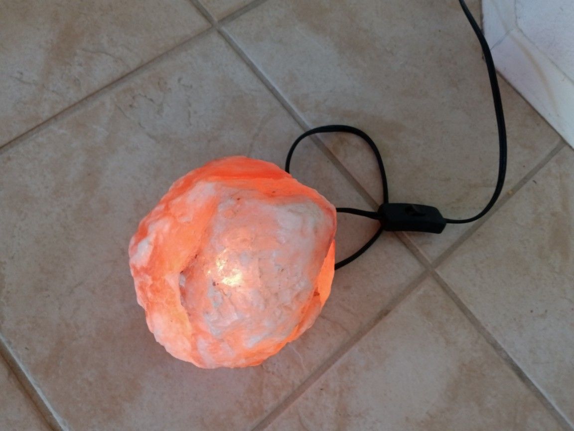 Himalayan Salt Lamp
