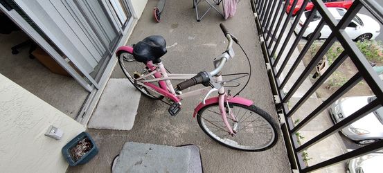 Schwinn Bike Pink 24" Inches