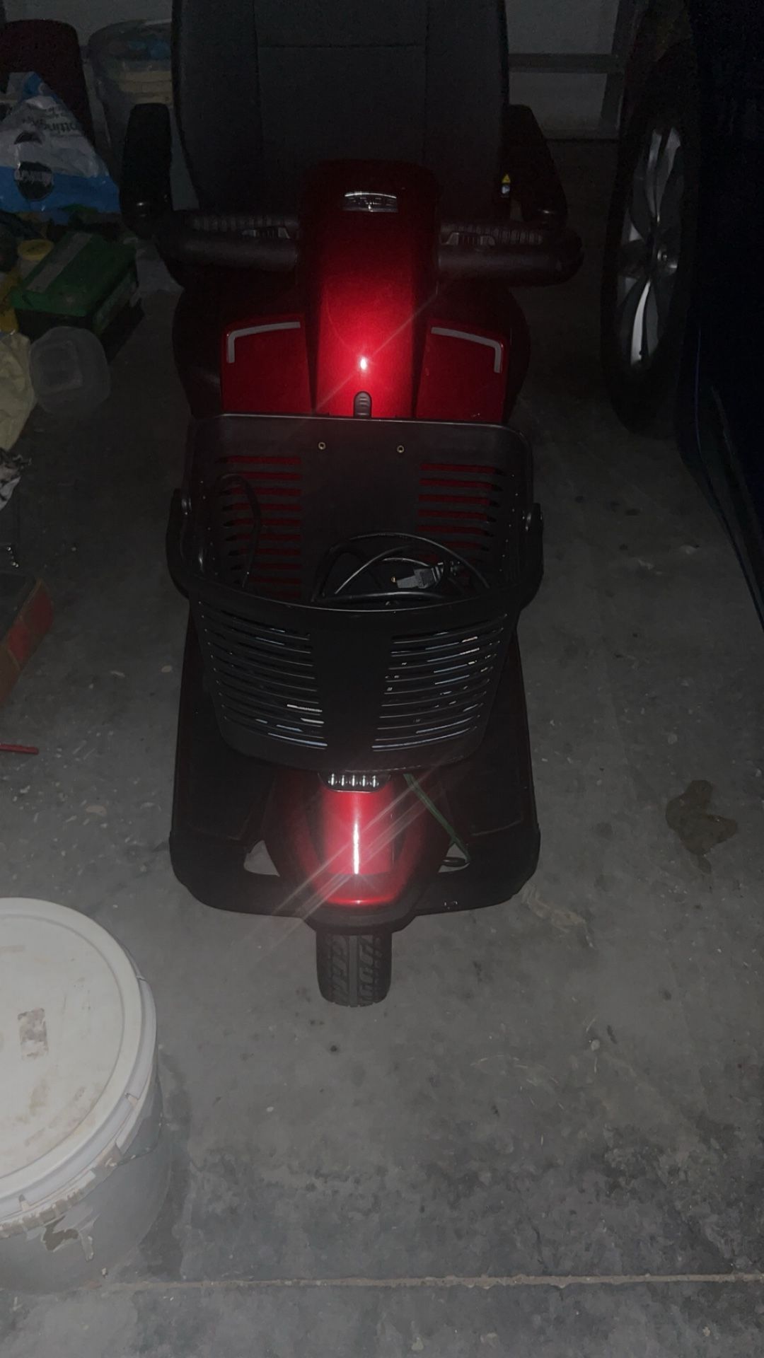 Victory® 10 3-Wheel Full-Size Scooter