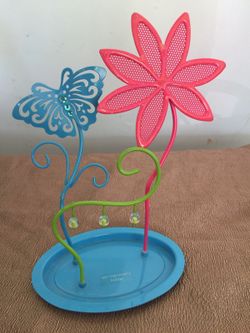 Jewelry holder