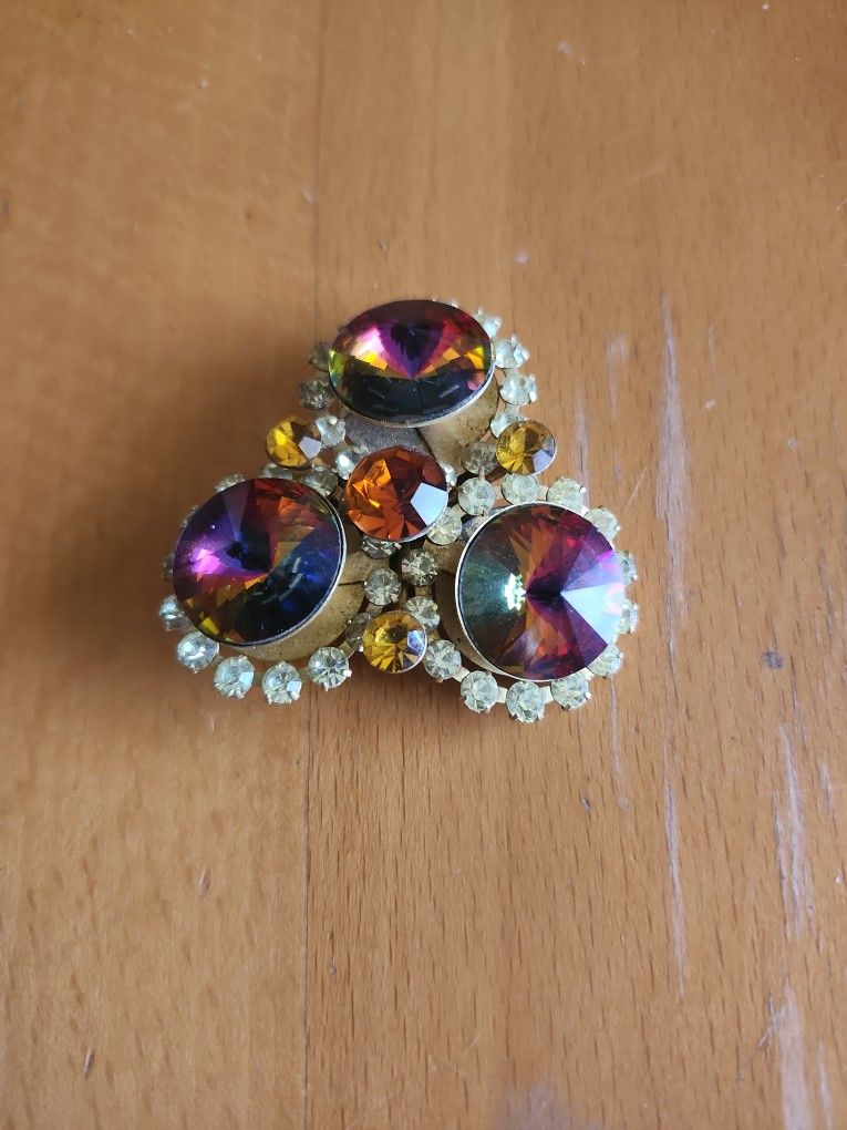 Brooch
