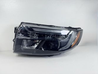 2022 - 2024 HONDA RIDGELINE / PASSPORT LH DRIVER SIDE HEADLIGHT OEM
