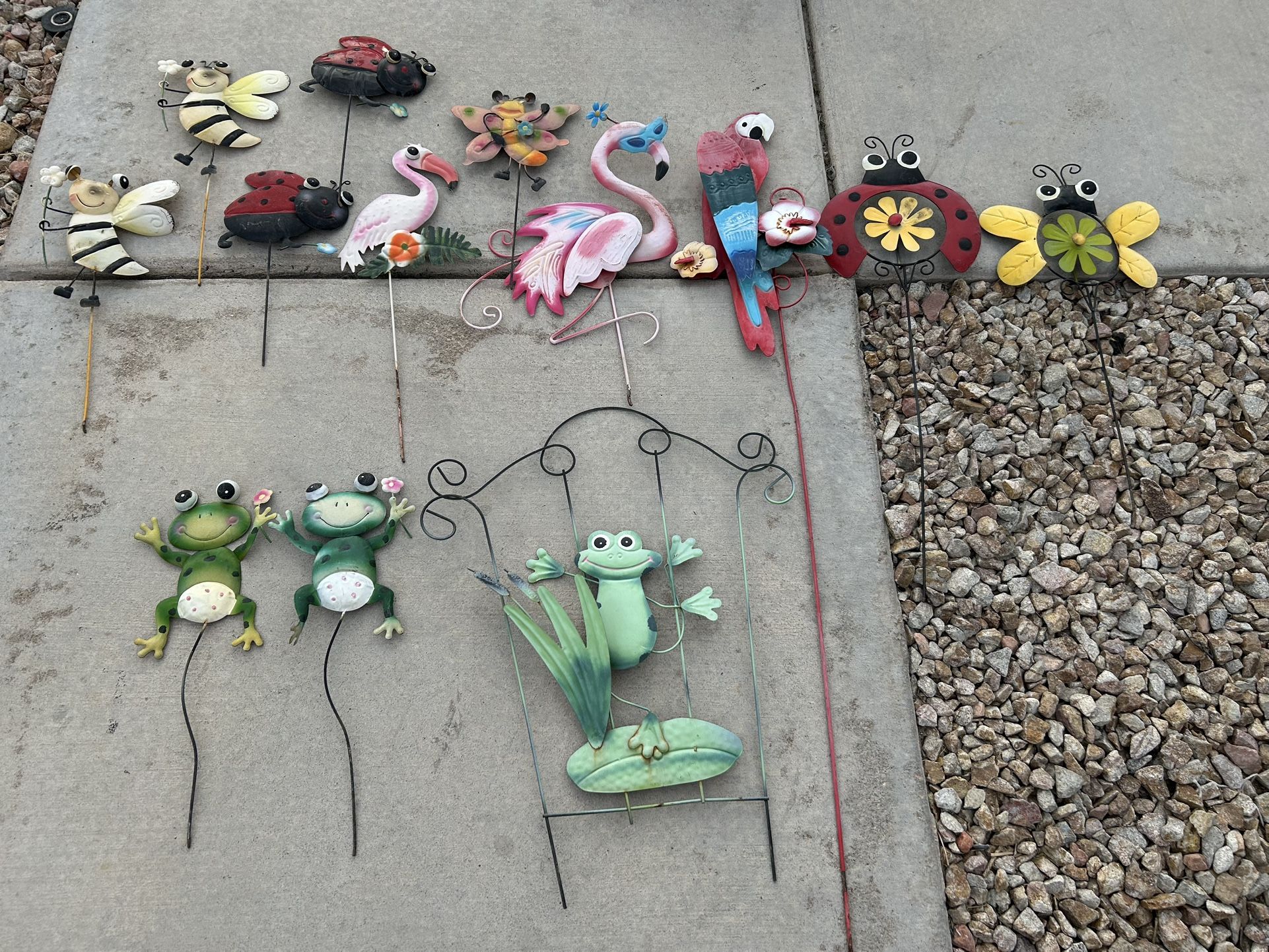 Decorative Garden Yard Stakes