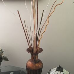 Beautiful Decor. Flowers, Artificial Plants Etc 