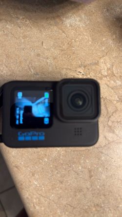 GoPro Hero11 (Perfect Condition, Cash Only) *READ DESC