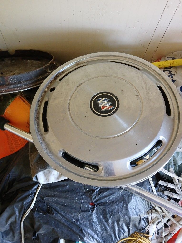 Nice Buick Hubcaps