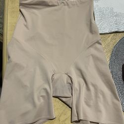 Ambrielle Slimmer Control Brief Size L