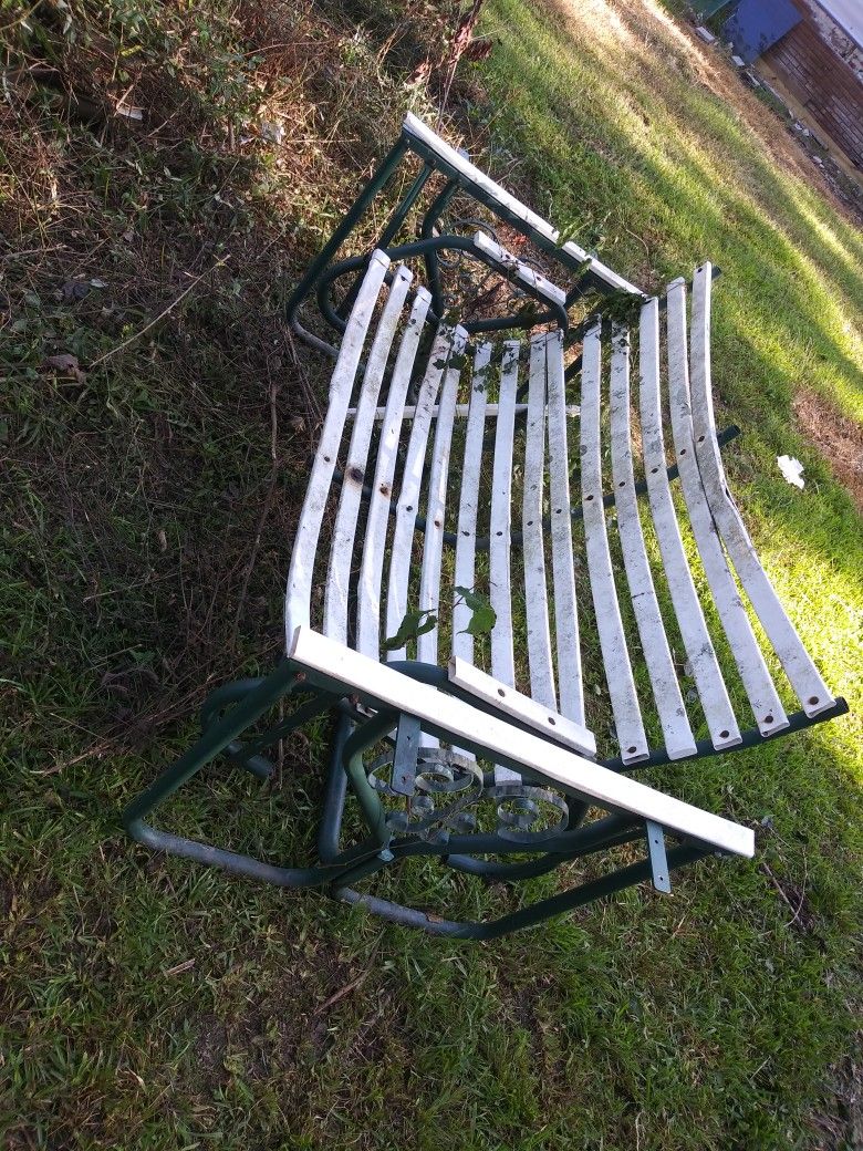 Glider / Swing