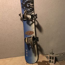 Burton Dragon 152 Snowboard With Cover for Sale in Santa Ana, CA