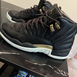 Jordan 12s 8.5
