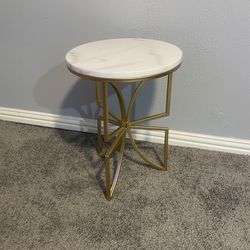 Mesa $20 Perfecto estado