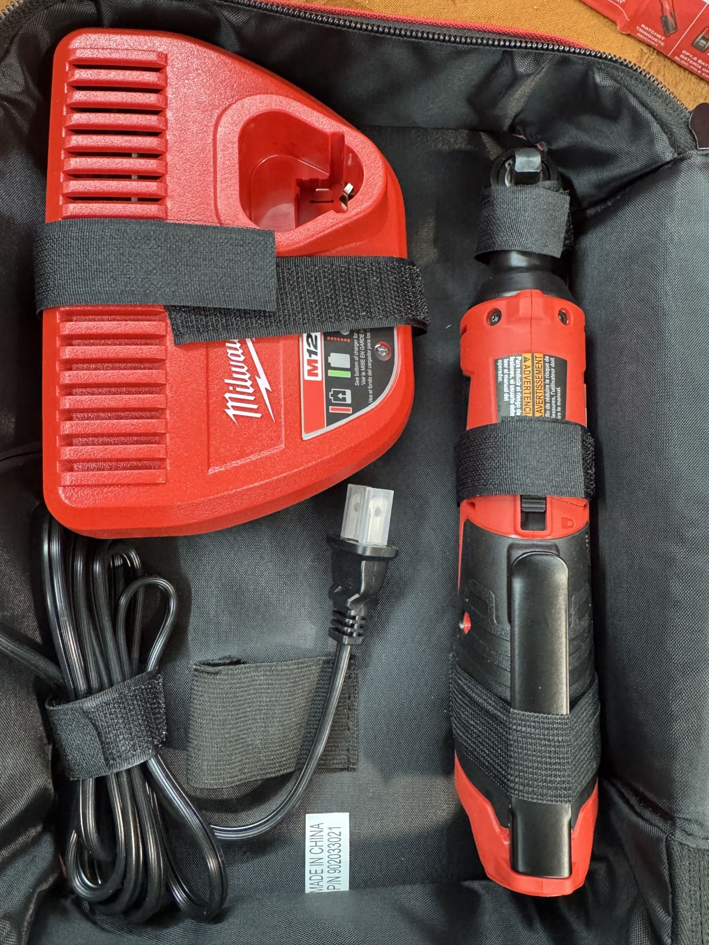 Milwaukee M12 Ratchet Kit