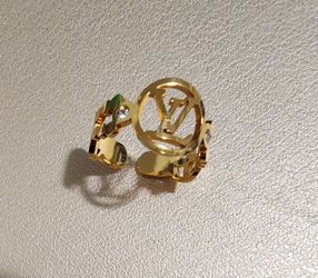 Goldtone Fashion Jewelry 