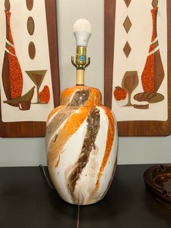 Vintage Mid-Century Modern Lawrin Abstract Glazed Orange Brown’s Ceramic Table Lamp