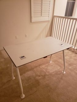 Modern White Office Desk / Computer Table