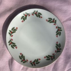 Vintage Christmas Plate Set