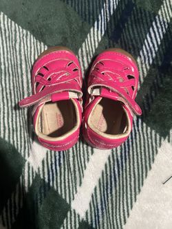 Stride Rite Pink Shoes Size 5