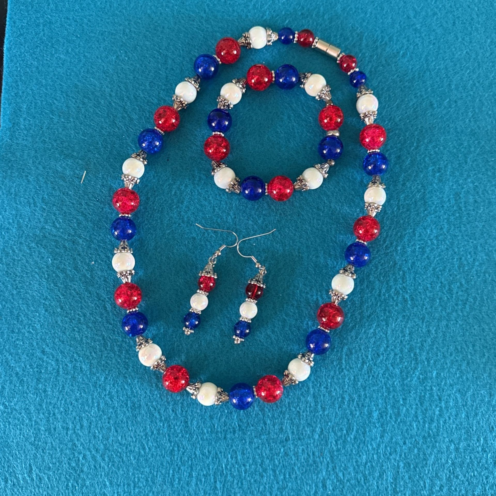 Patriotic Glass Bead 3pc Set (bracelet, Necklace With Mag Clasps, Earrings)