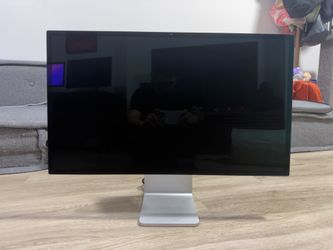 Apple Studio Display 27”