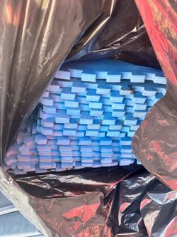 Blue rubber mats