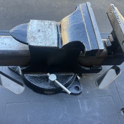 Vise Bench 