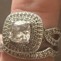 Size 8 Engagement And Wedding Set