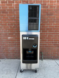 Hoshizaki KM-350MAJ 22" Crescent Cube Ice Machine Head with Hotel dispenser 