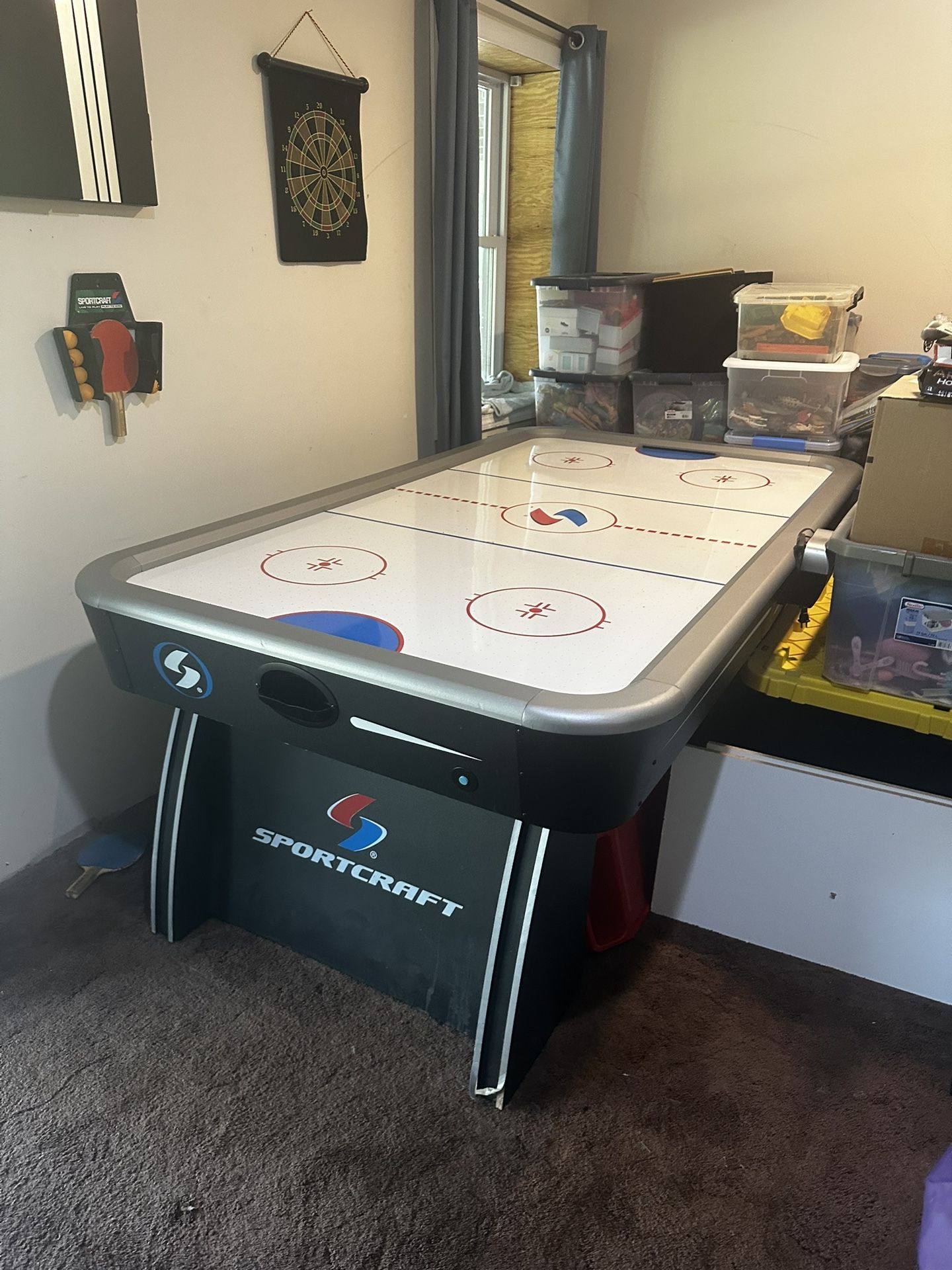 Air Hockey Table