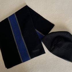 OLD NAVY Unisex Fleece Scarf And Beanie 