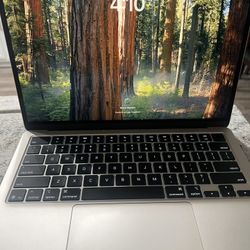 2025 MacBook Air 13in